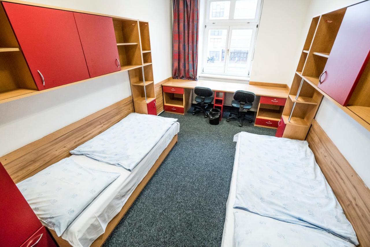 Hostel Masarykova Prague Luaran gambar