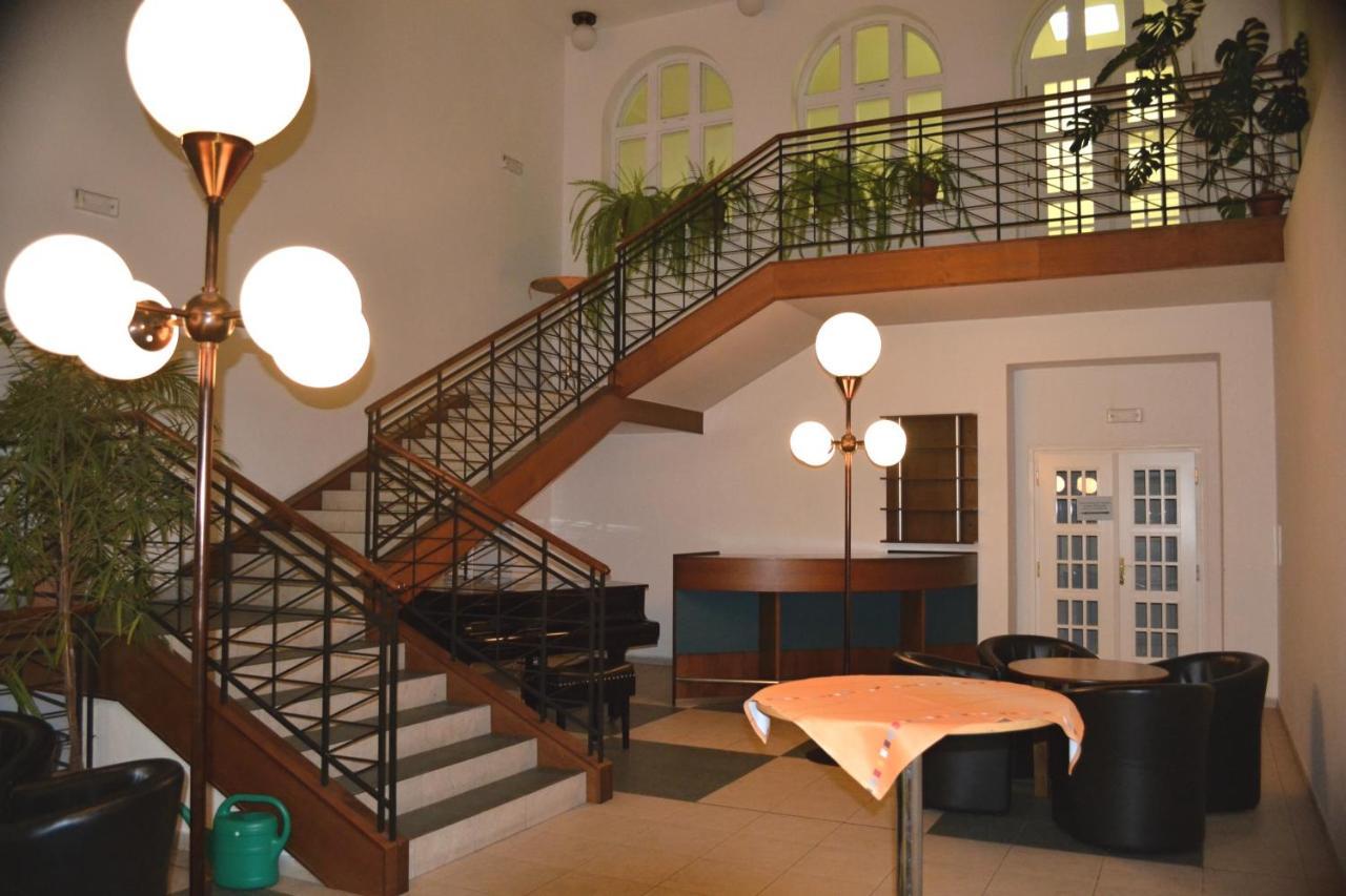 Hostel Masarykova Prague Luaran gambar